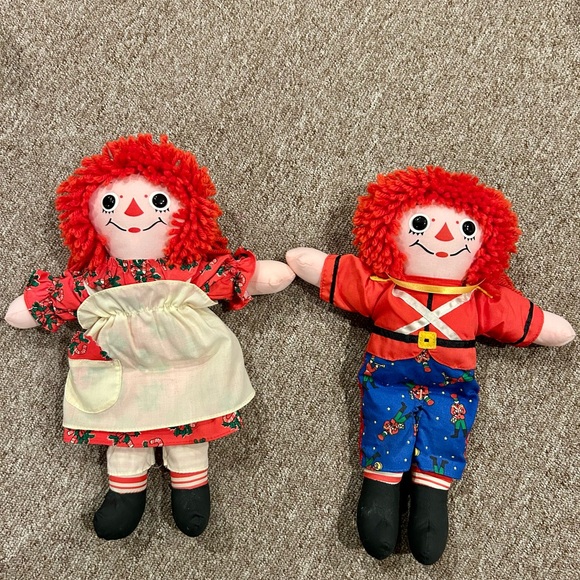 Hasbro Raggedy Ann and Andy collectors edition 12” long. Holiday season edition - Picture 5 of 12
